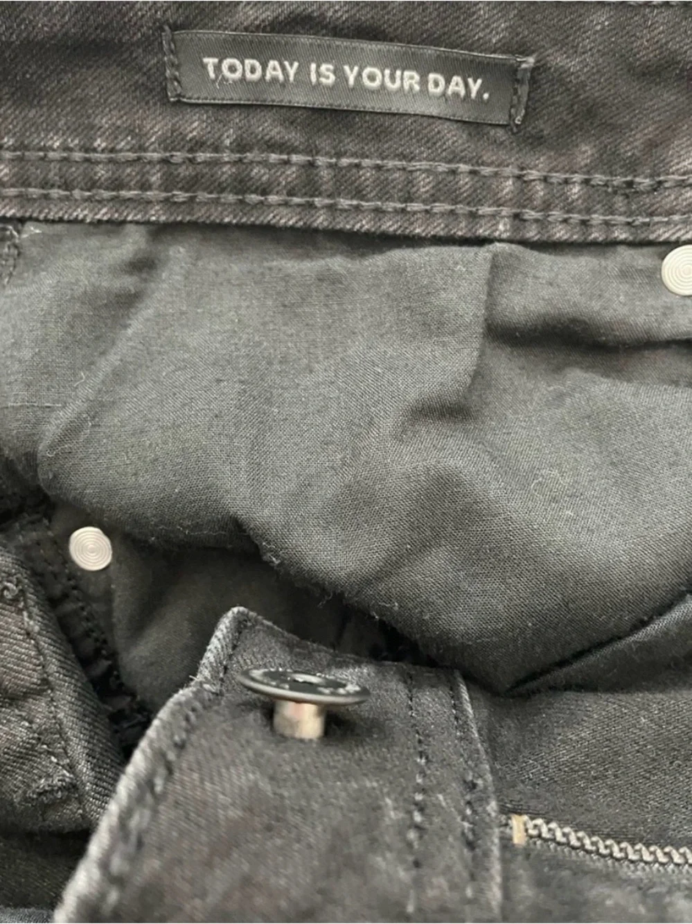 Kenneth Cole Men's Slim Fit Stretch Denim Black Jeans 30W x 32L